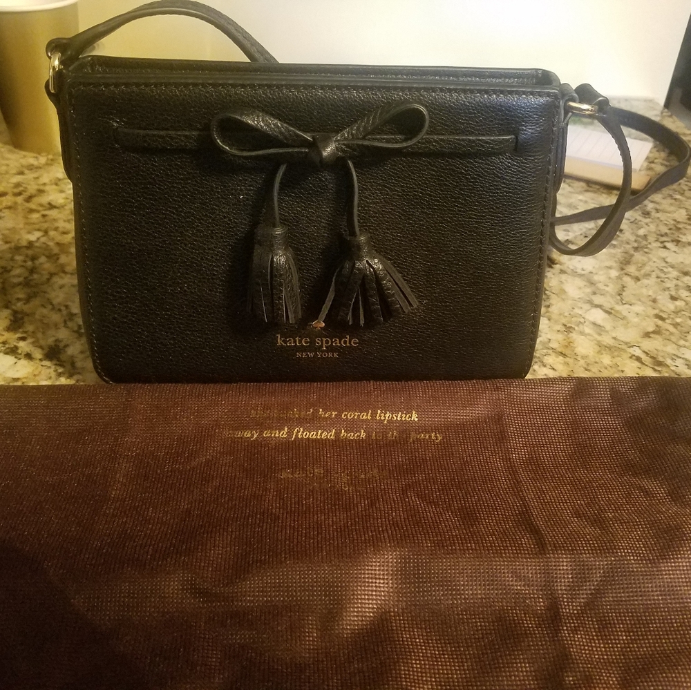 COPY - Kate Spade small crossbody bag. Black